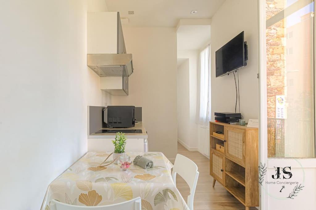 Le Paisible - Proximite Metro A Apartment